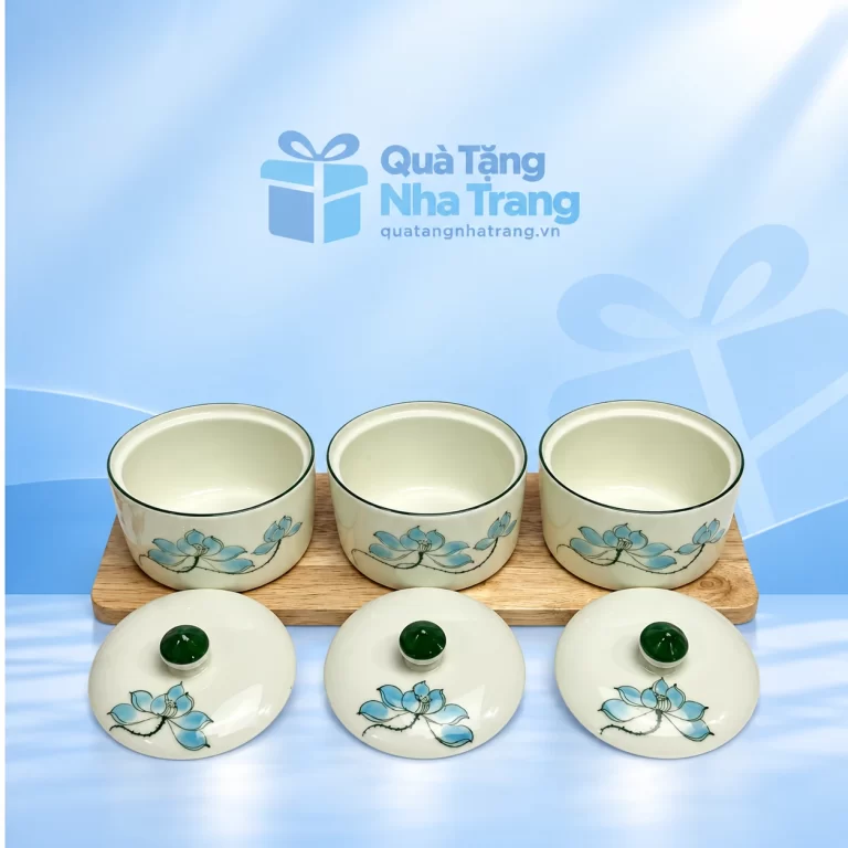 Bộ 3 hũ mứt hoa xanh, khay gỗ