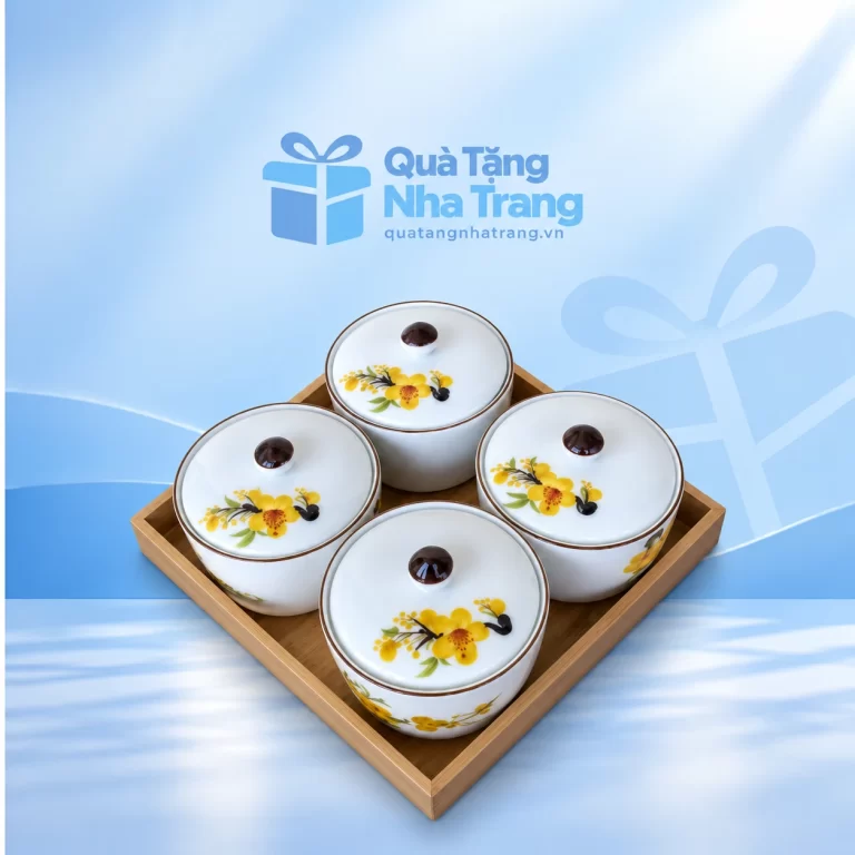 Bộ 4 hũ mứt vẽ hoa, khay gỗ